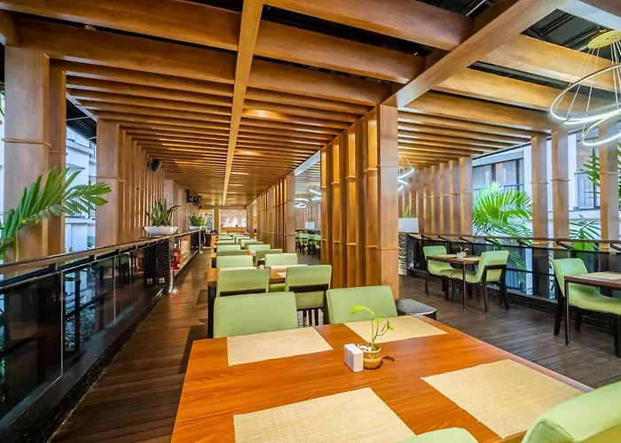 Park Regis 4*