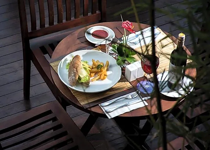 Hotel Park Regis