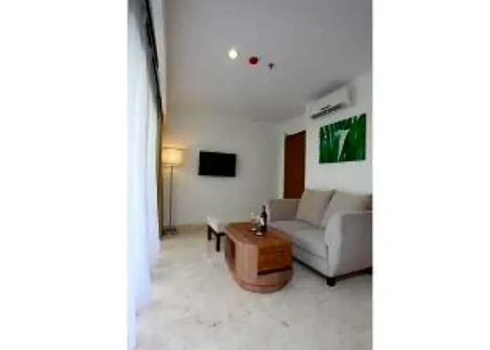 Hotel Park Regis 4*