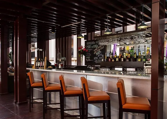 Hotel Park Regis